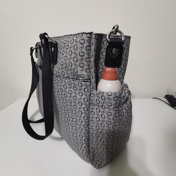 Guess Diaper Bag / Travel Bag | Color: Gray-black | Size large - Picture 9 of 11